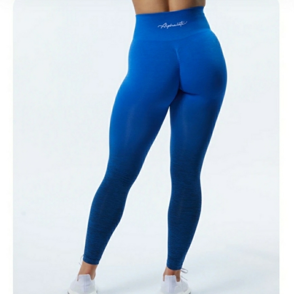 Alphalete Amplify Ombre Legging - S - Moonlight Blue
